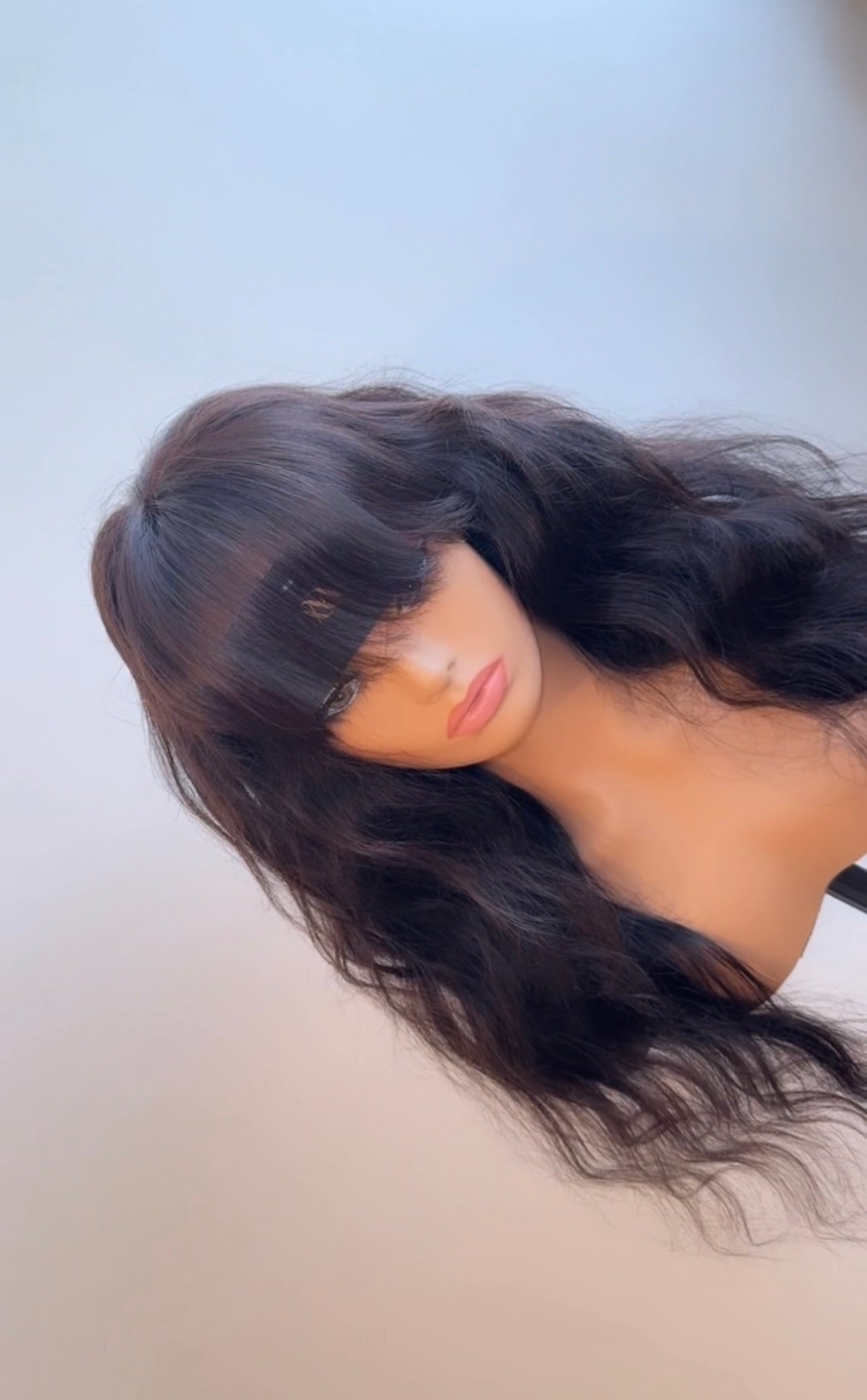 Millacare naturel 1B wavy 4x4 closure wig